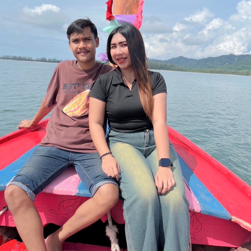 สกาย