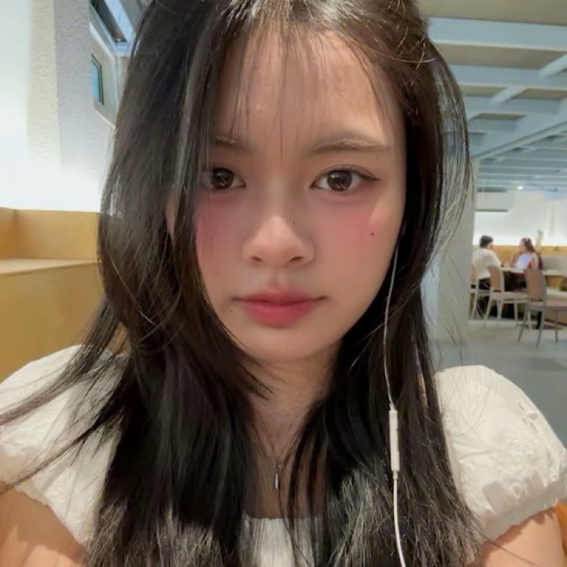 วิไลวรรณ รักเพื่อน