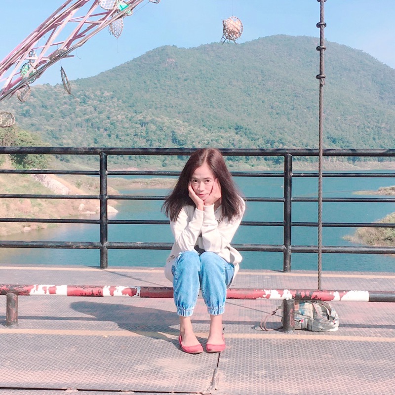 แอ้