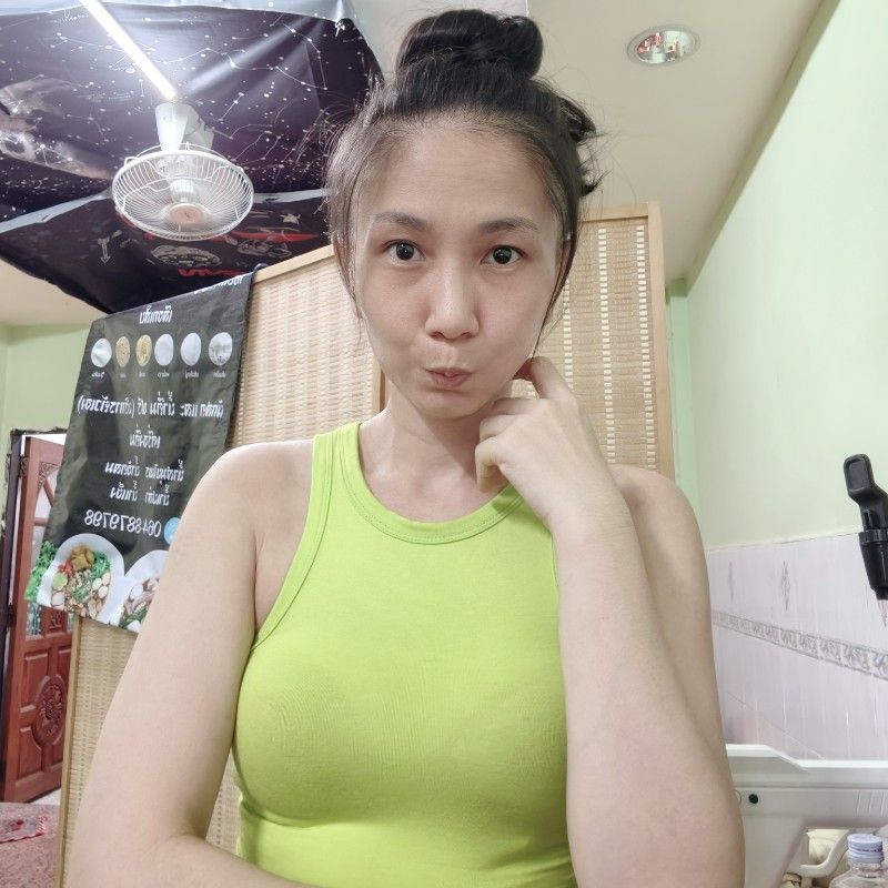 สาธิดา กีทอง