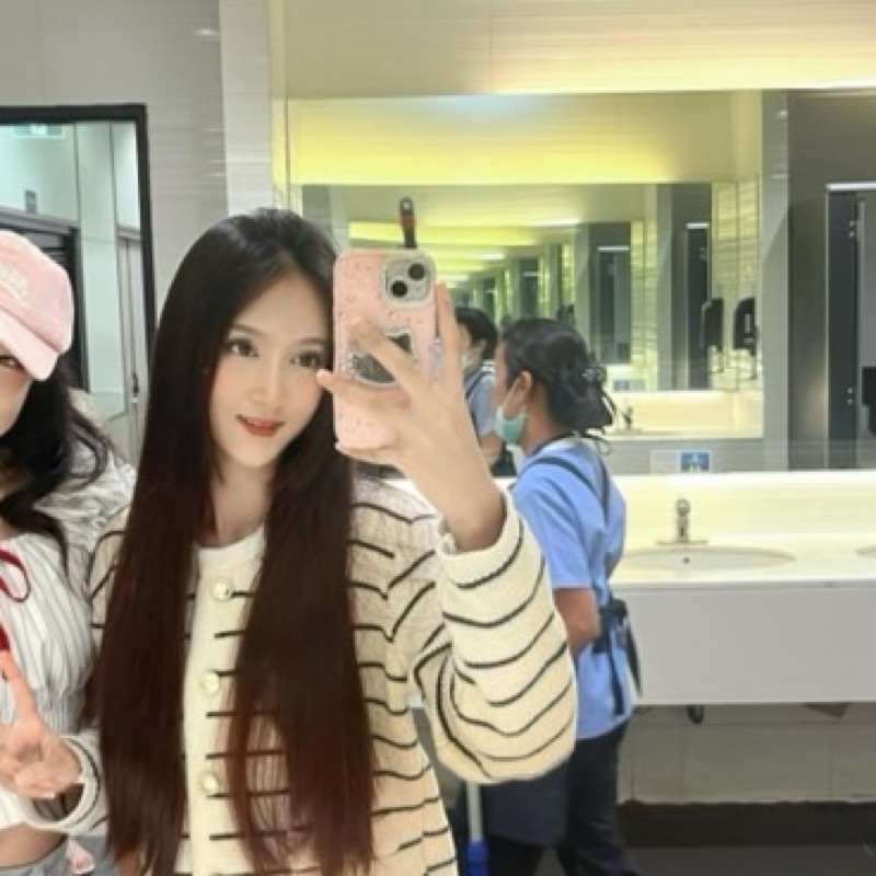อินทิรา ทิมลอยแก้ว