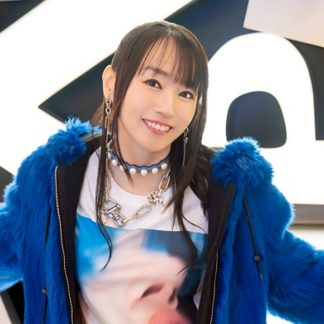 水樹奈々