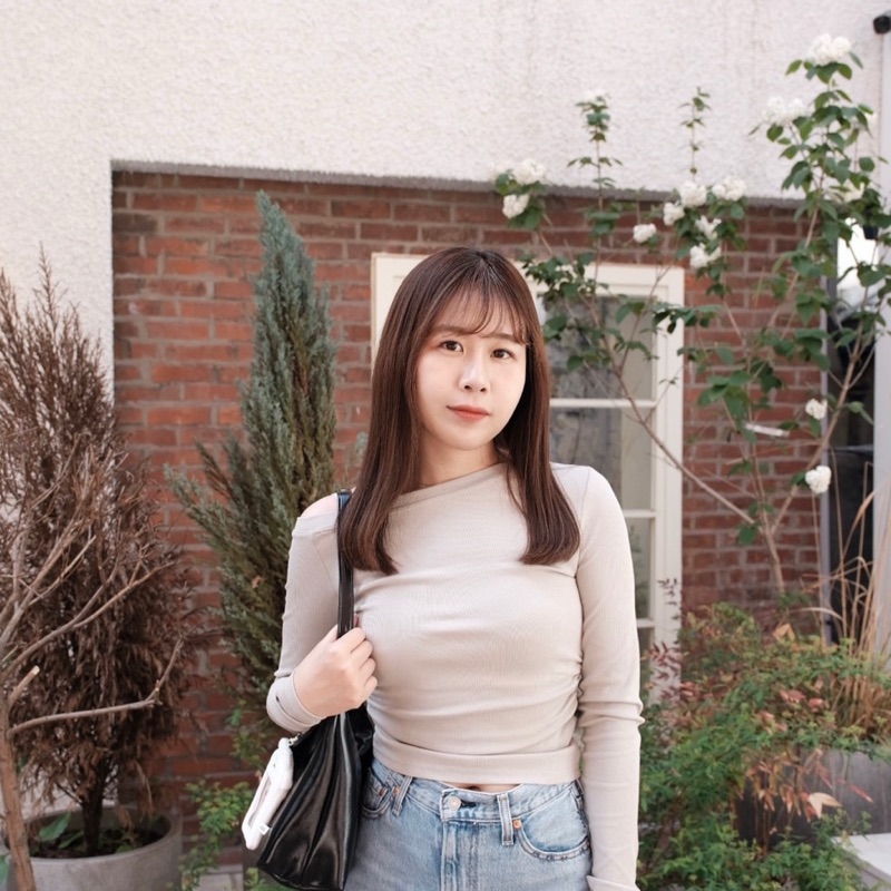 張**