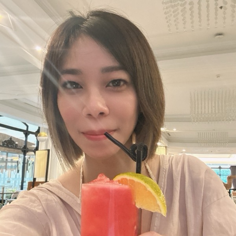 藍**