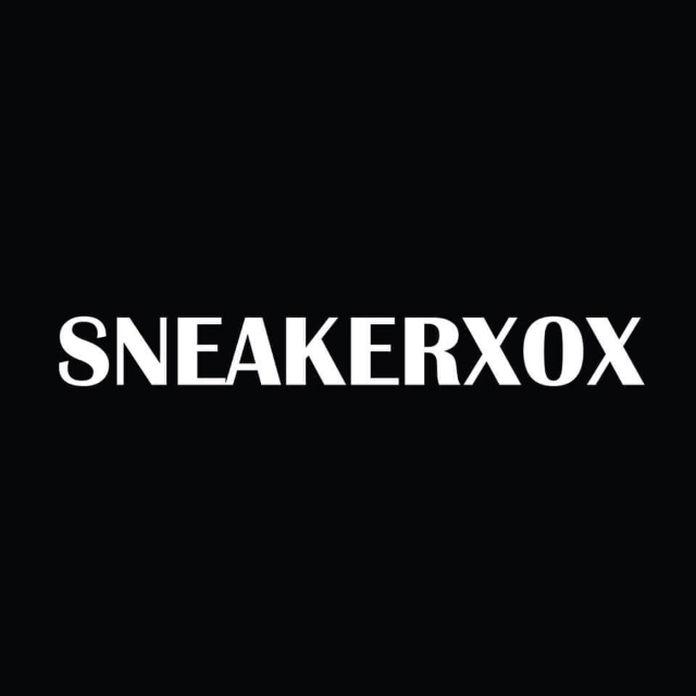 SNEAKERXOX | LINE SHOPPING