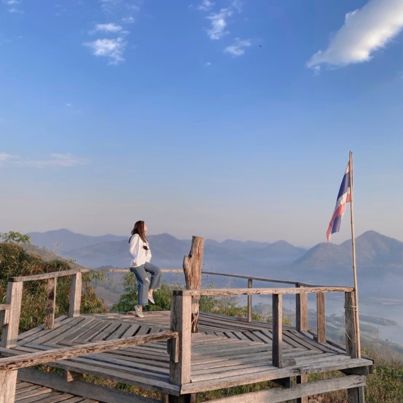 ทราย
