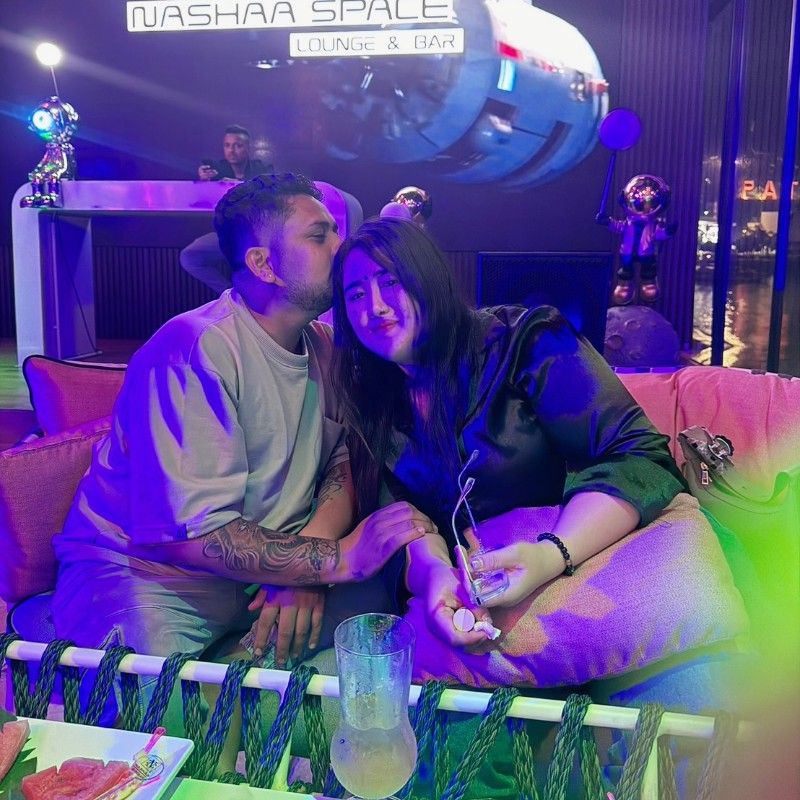 นัท