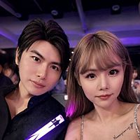 Show profile photo