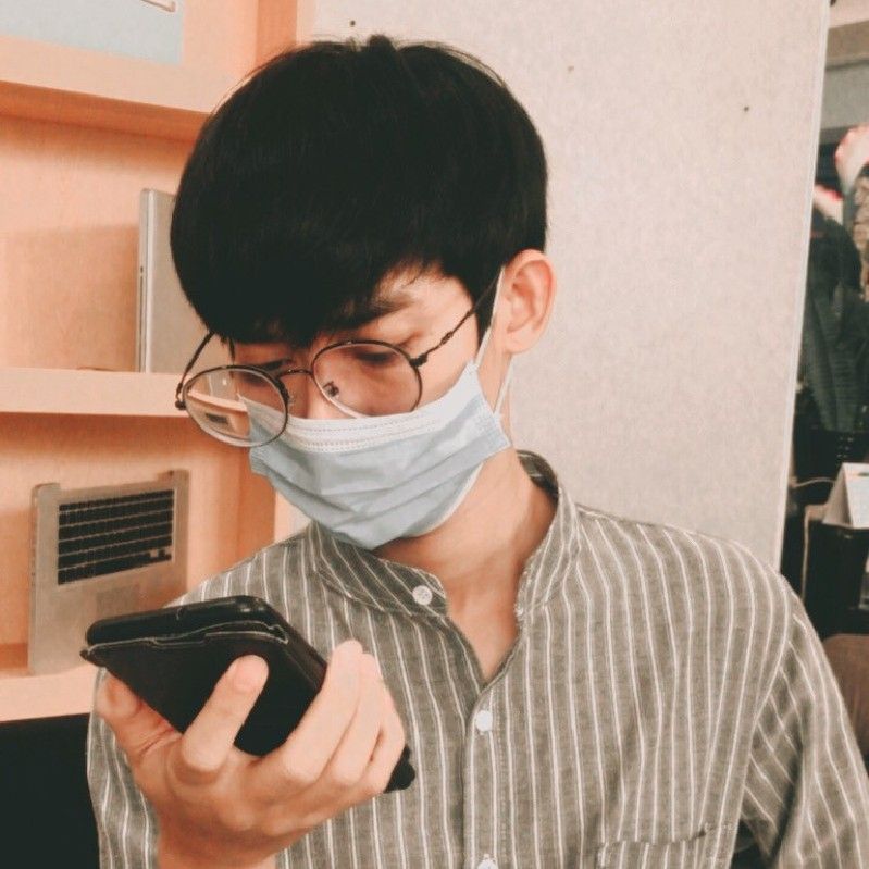 จักรกฤษณ์ ปั้นม่วงแดง