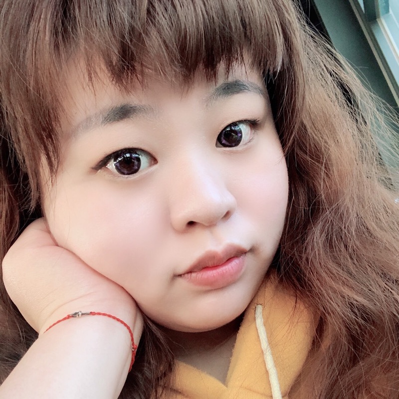 郭**
