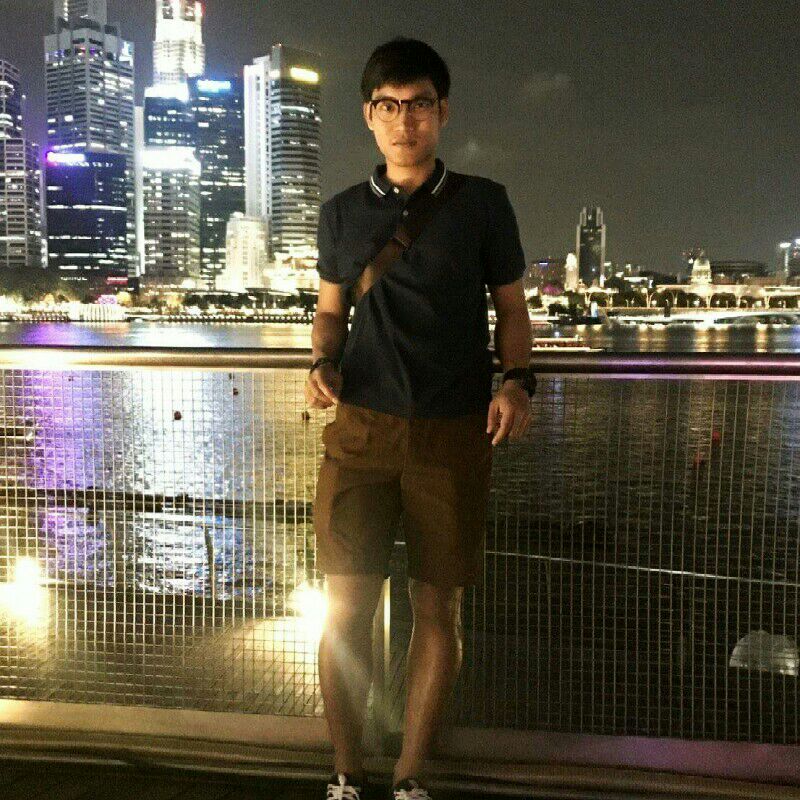 โอม
