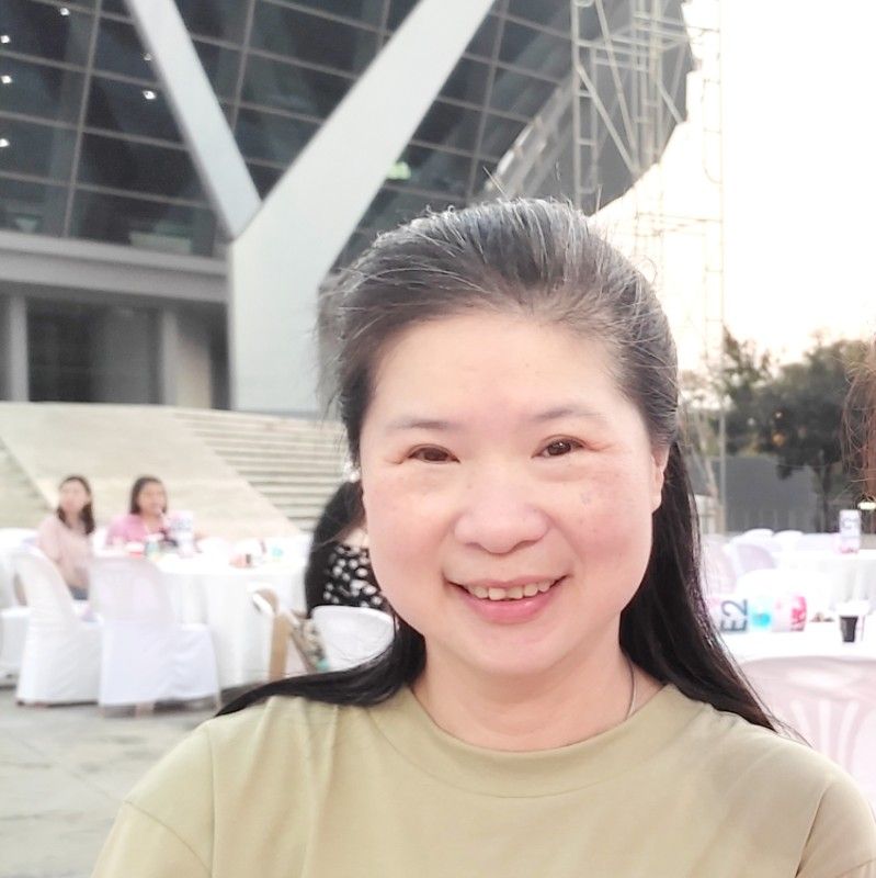 นวินตา​ ธีรวนนท์