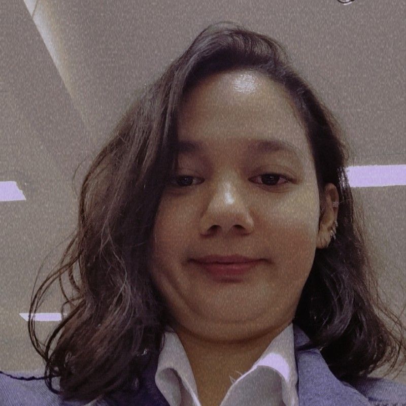 พลอย