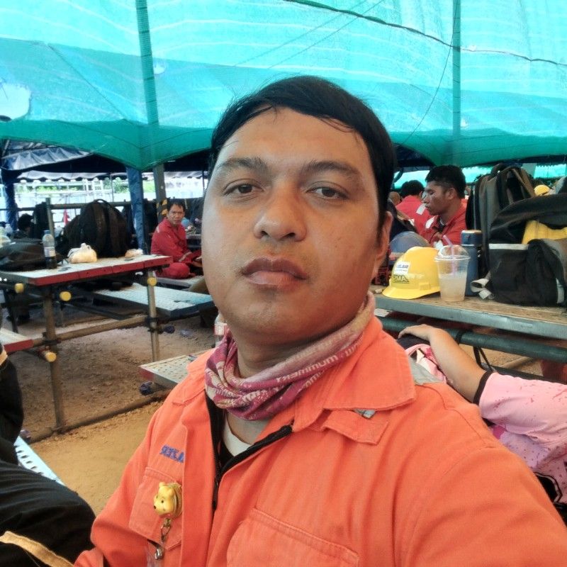นายอดิศักดิ์ ทุมมนตรี