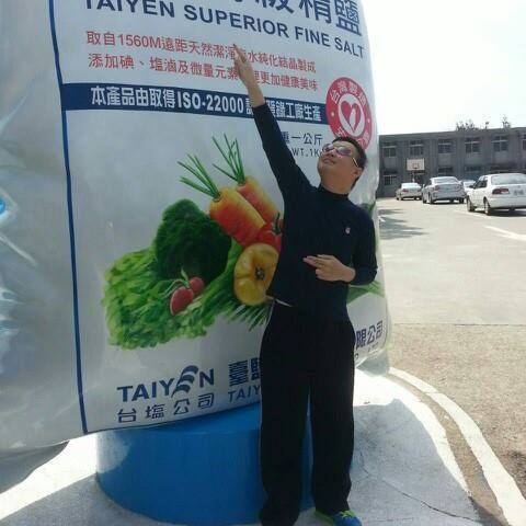 想被女生打屁股的男生
