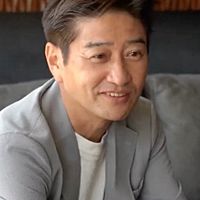Show profile photo