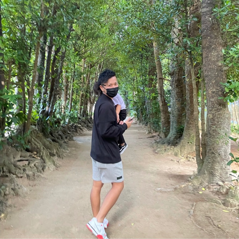新谷 静隆
