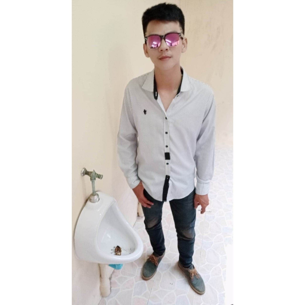 โอม