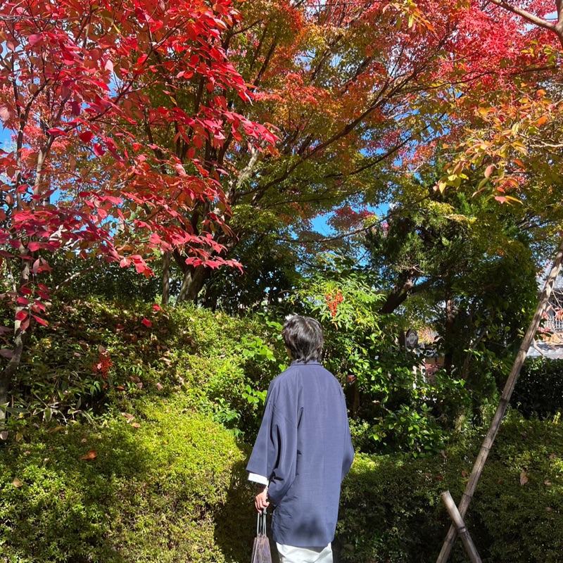 じん