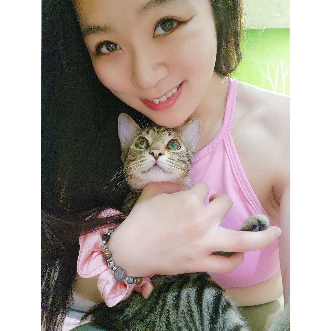 芊**
