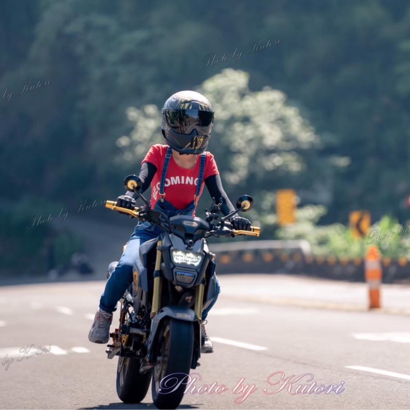 evabeamoflight - @eva.beam.of.light - TikTok