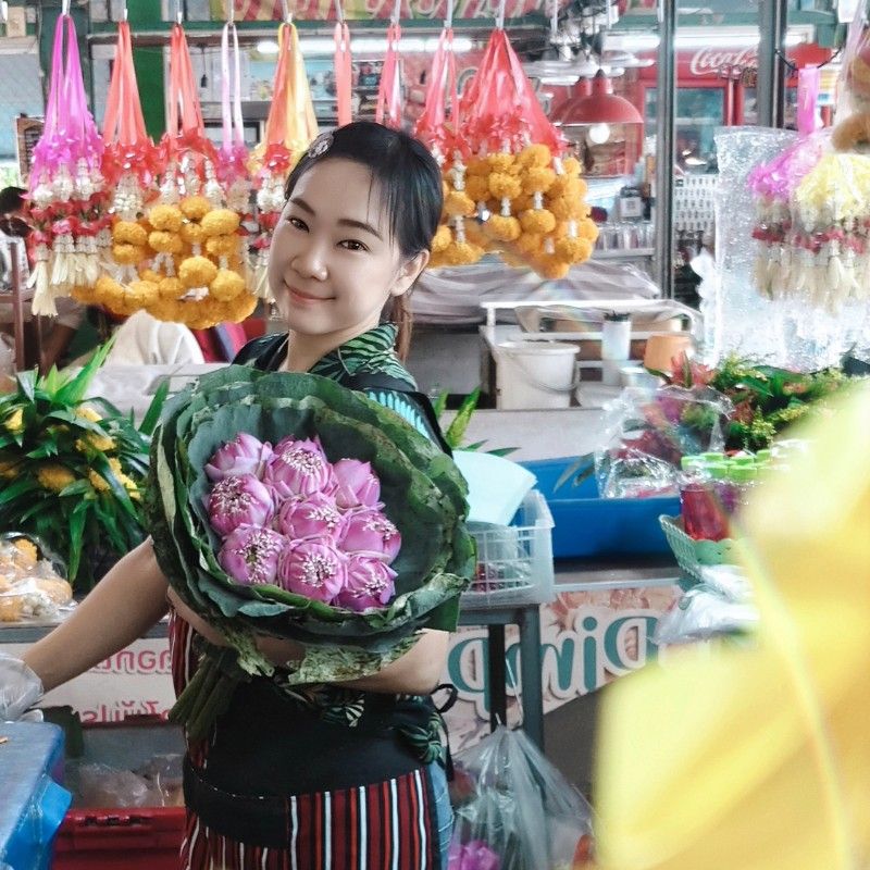 พิมพลอย