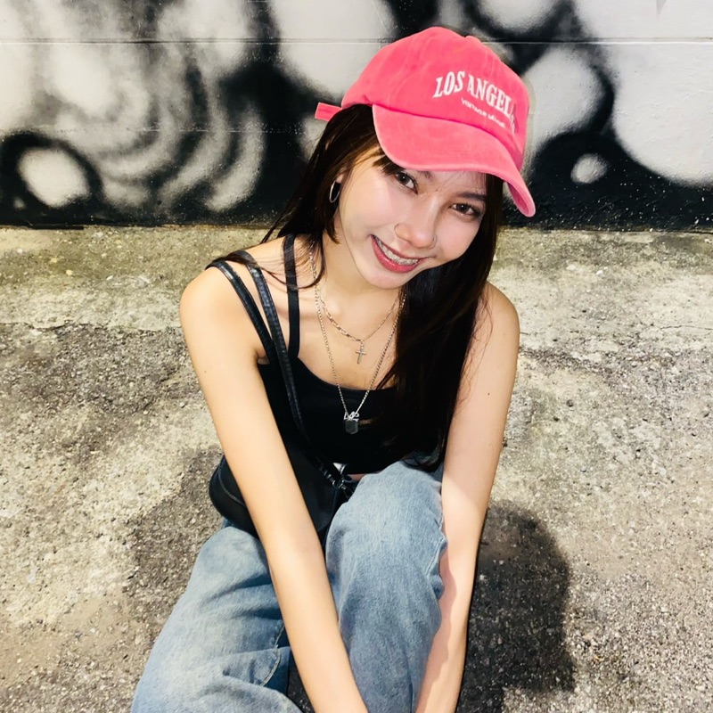 นิชา