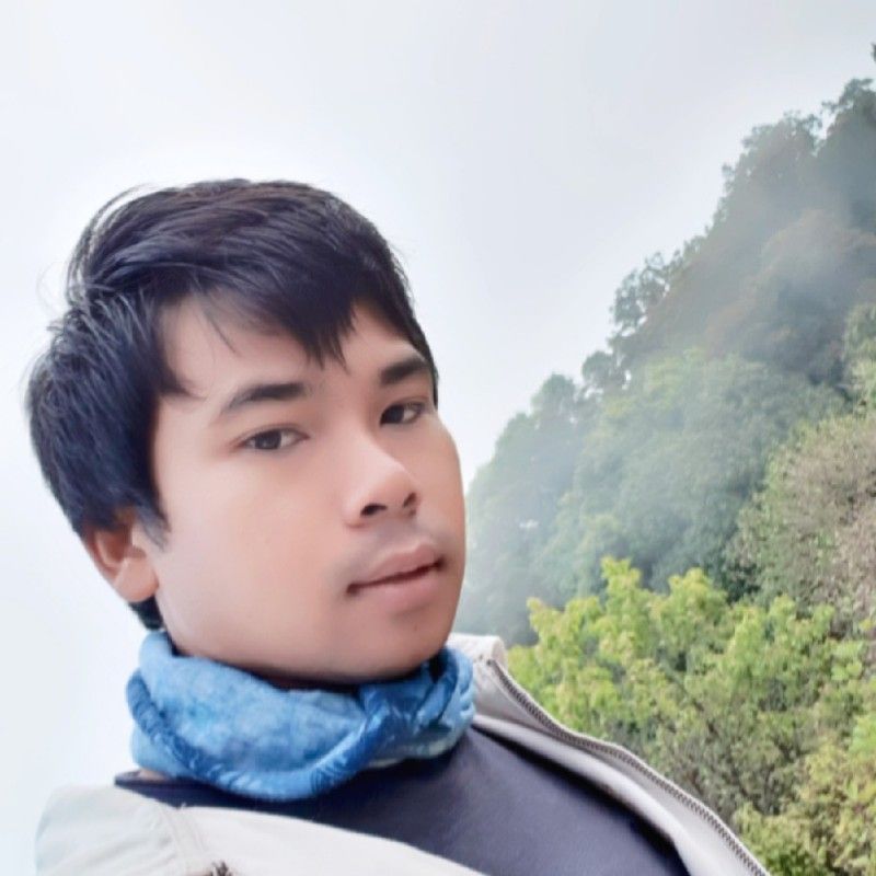 อัศม์พงษ์ *******