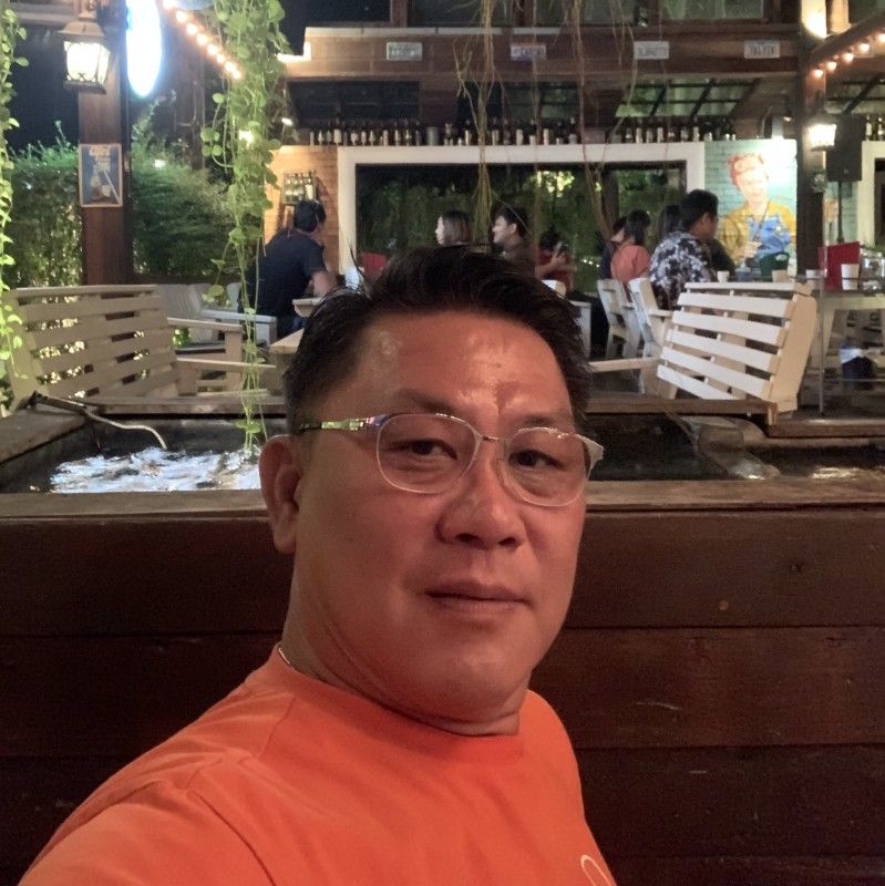 Yut ร้านข้าวแกง