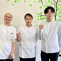 Show profile photo