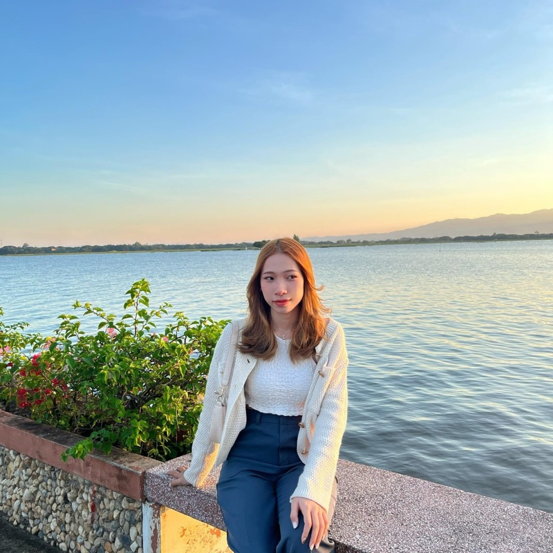 นัท