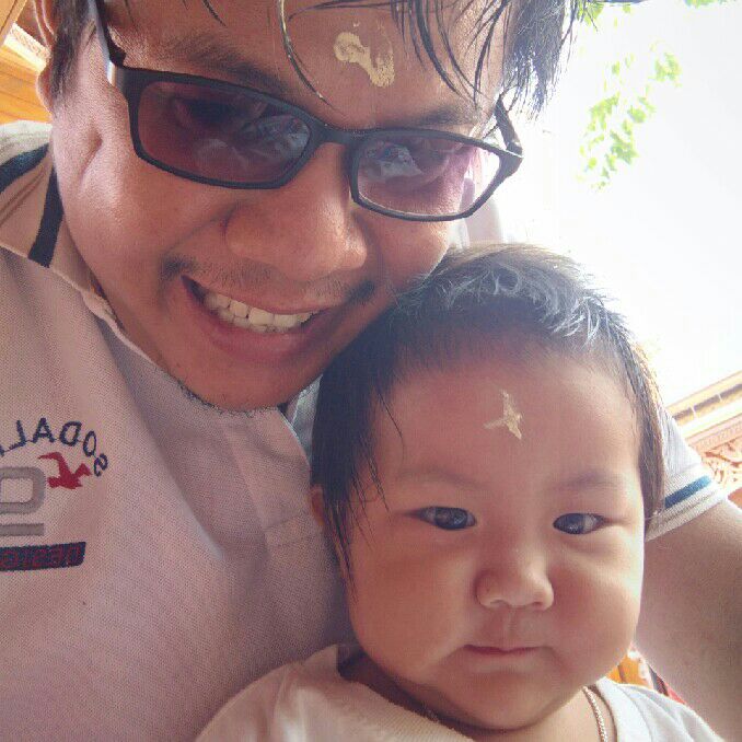 รชต มั่นเกษวิทย์