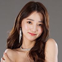 黒木麗奈