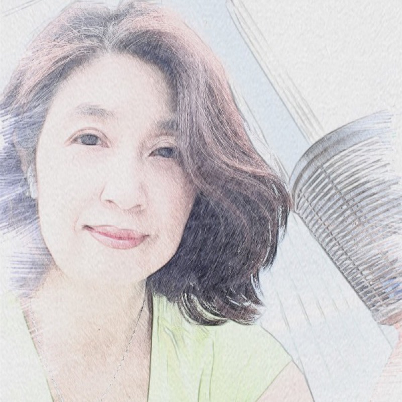 Maggie Lee