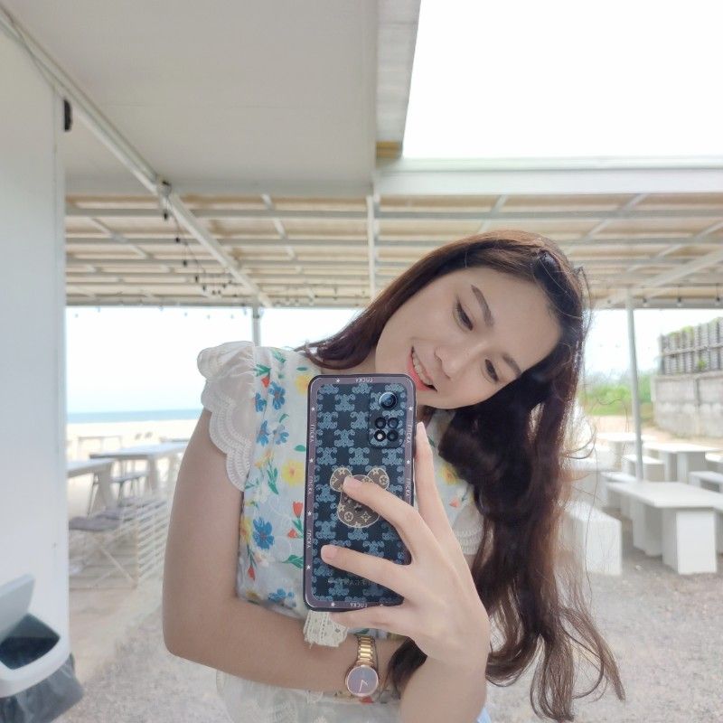 บี