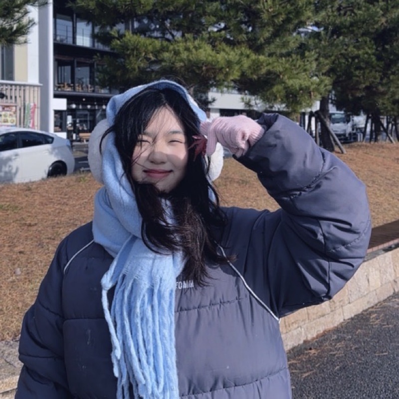 王**