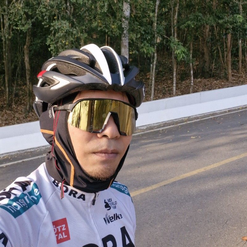 มานิตย์ ช่วยหาร