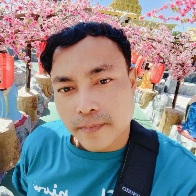 ตั้ม ธนกร