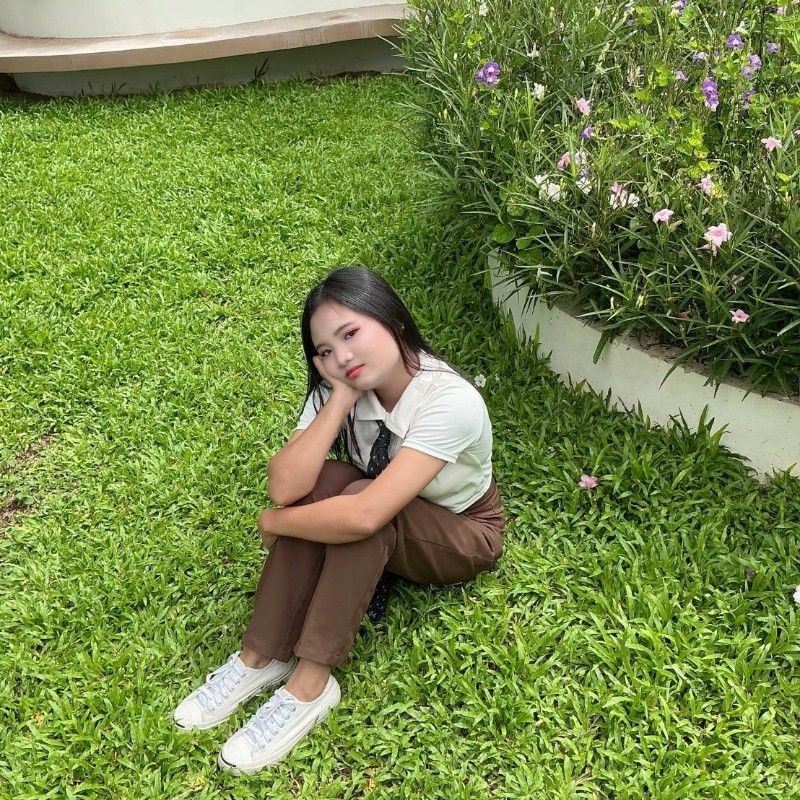 ญาดา ธนะฤกษ์