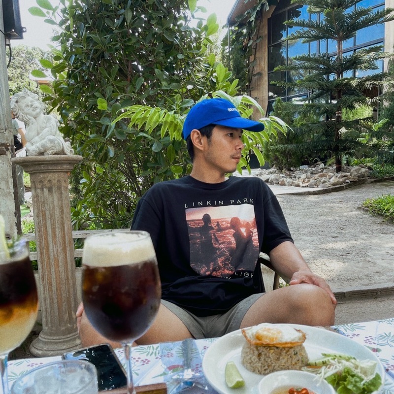โอม
