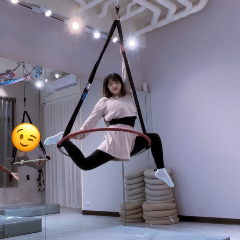王**