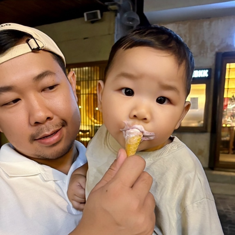 พัศ