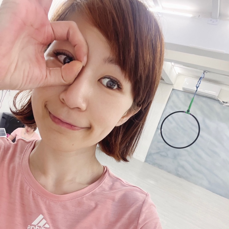 張**