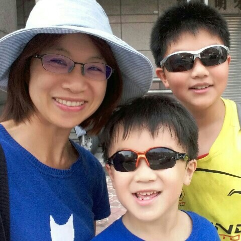 林美君(宗澤&靖凱媽)（大雞蛋花）