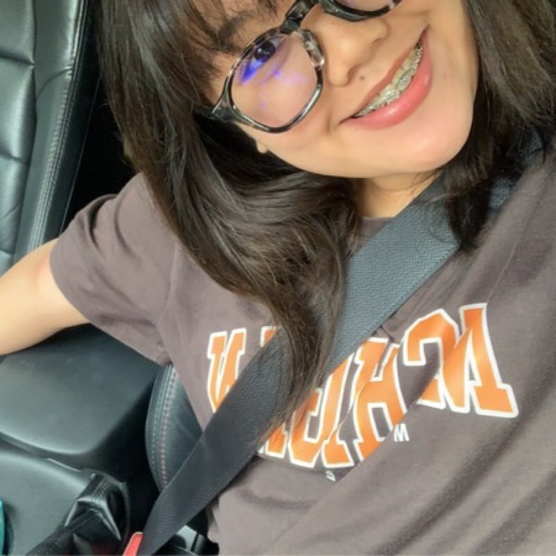 กชมล สุวรรณวารี