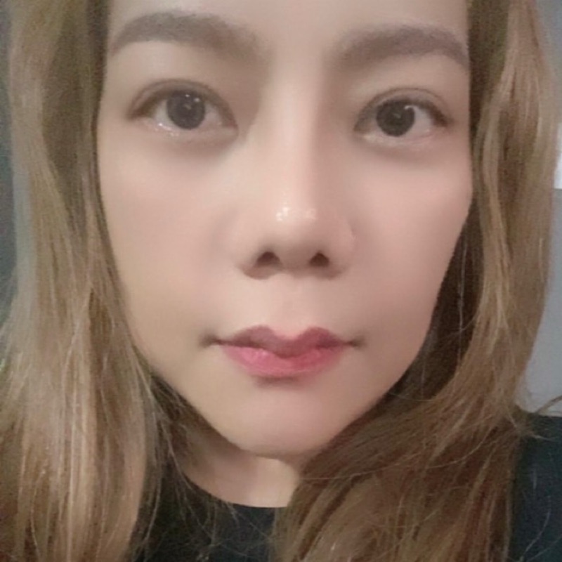 กนกอร