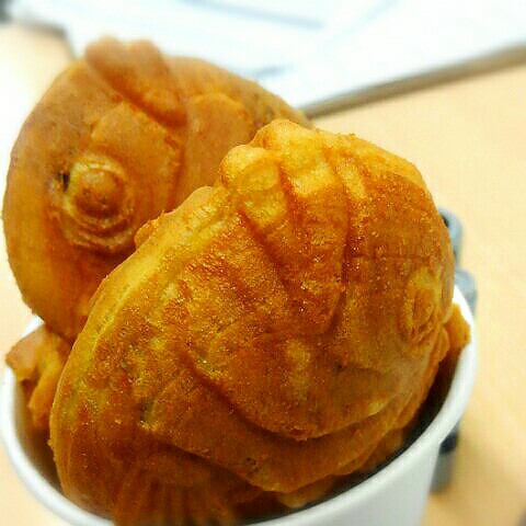 イワシタヒカル