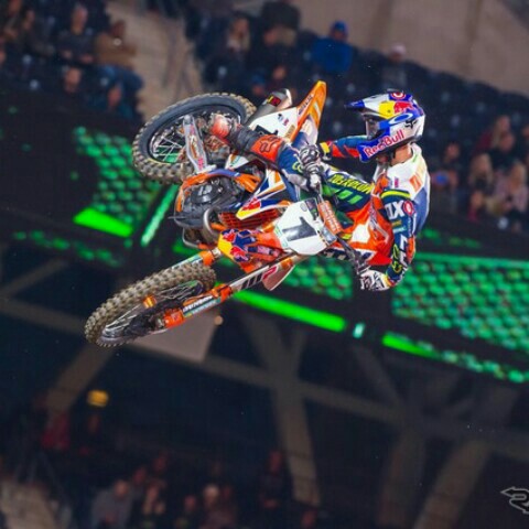 古波蔵唯朗(gura)