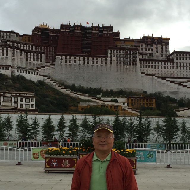 Charles 王朝龍的頭像