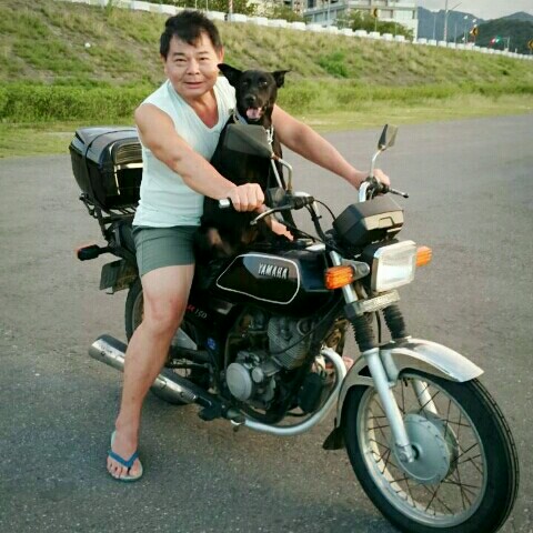 Lucky莊柏亮